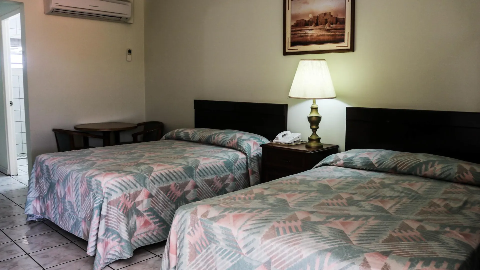 Hotel Coconut Inn Palm Beach