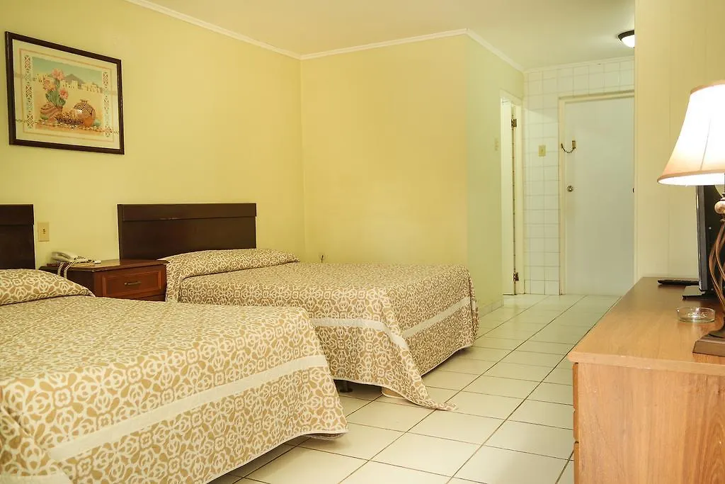 Coconut Inn شاطئ بالم 3*,